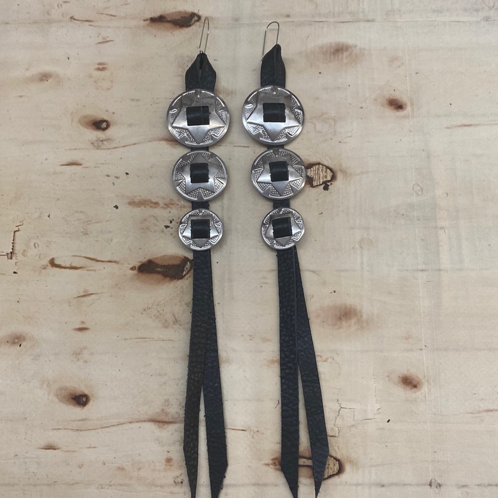 Saddle Tramp Brand ~ Black, Stacked, Leather Concho Earrings. (LBB54)